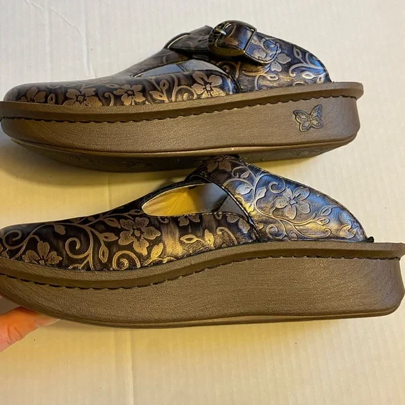 Alegria Classic Rustic Brown Floral Clogs 40 - Picture 6 of 7